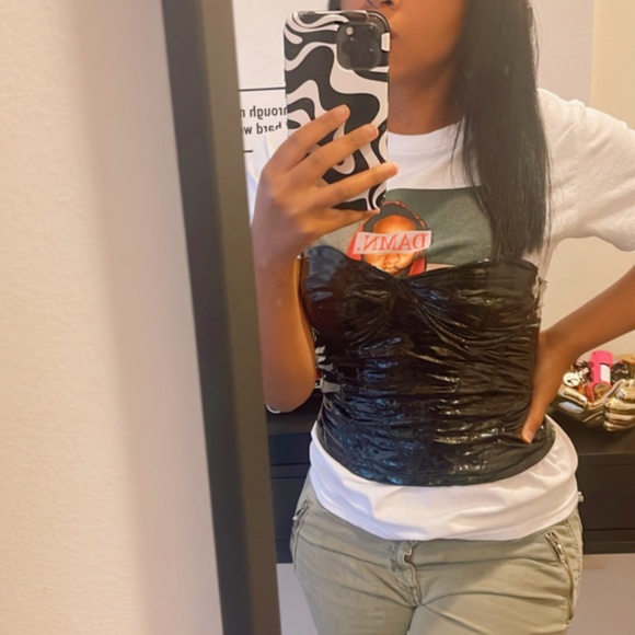 Meet your Posher, Dasia - Picture 2 of 2